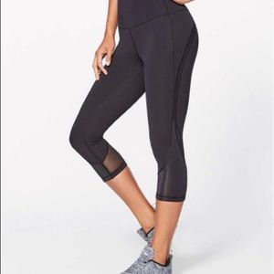 Lululemon size 6 3/4 leggings